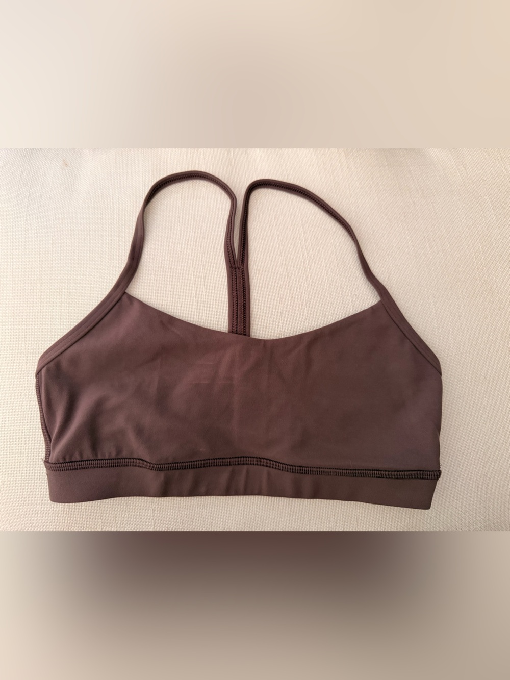 Lululemon Flow Y Bra *Nulu
Cherry Cola